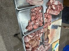 -标记美食新鲜猪杂(兴南大道店)