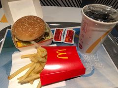 -麦当劳(秣陵路店)