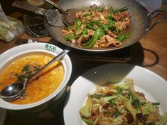 -费大厨辣椒炒肉(万家丽一店)