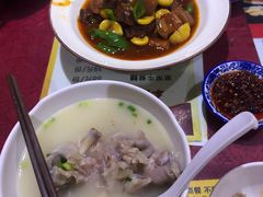 老妈蹄花-易老妈蹄花.特色川菜(人民公园总店)