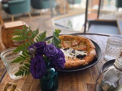 三文鱼梅干菜双拼-O'mills Sourdough Bakery&Bistro(永嘉路店)