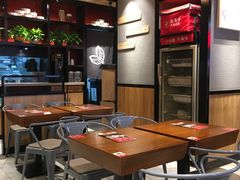 -渝是乎川渝小炒(新世界百货望京店)