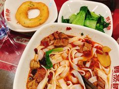 -双燕楼·手工馄饨·汤面小吃(世纪汇店)
