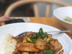 豆干回锅肉盖饭-弄堂咪道-饭香·面香·馄饨香(汇锦广场店)