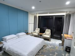 -上海怡沁园度假酒店
