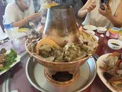 -鑫渔港海鲜本地菜·山海关浑锅(东戴河店)