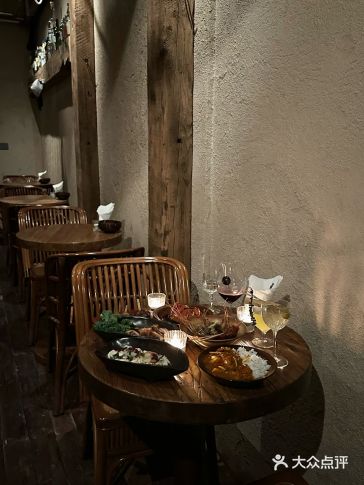 在这里找到了苏州中式bistro天花板！！