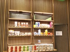 -星巴克(浦东机场T2到达店)