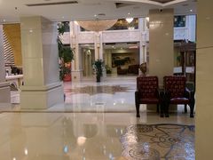 -碧中海汤泉汗蒸酒店