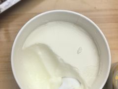 -正飞鲜奶(吐鲁番路店)