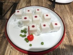 -香山湖家家宴(中山陵店)