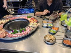 -哈哈碳都·牛肋条无限自助烤肉(台江万达店)