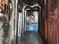 -荒岛实景沉浸密室(江汉路1店)