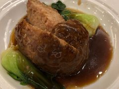 红烧狮子头-银都上海菜馆(粤海东路店)