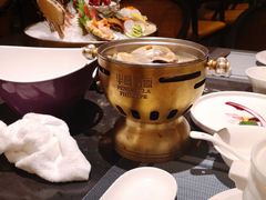 -半岛翡丽海鲜自助餐厅(观风亭店)