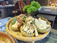 -慢丽江·云南野生菌土鸡锅(西山店)