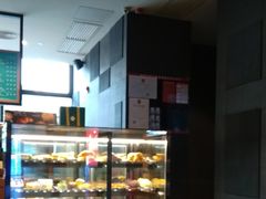 面包甜点陈列柜-星巴克(广州光明广场店)