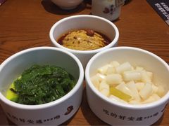 -渝是乎川渝小炒(新世界百货望京店)