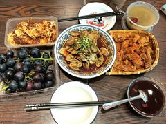 -爆炸头阿姨小四川正宗川味小吃(无任何分店)