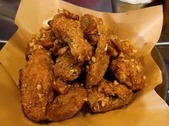 黄油蒜炸鸡翅-富乐满韩国正宗炸鸡韩国料理(虹泉路店)