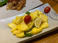 青柠檬拌鲜菠萝-云海肴·云南小炒·汽锅鸡(天津国金汇店)