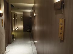 -灸春堂·艾灸·痛症·整脊连锁(丰潭路店)