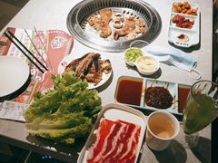 -汉金城海鲜烤肉自助百汇(威海威高广场店)