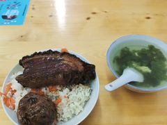 走油肉菜饭-谈灵农家柴爿菜饭