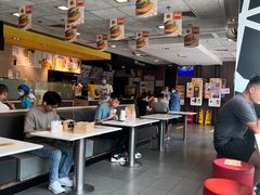 -麦当劳(田林好又多店)