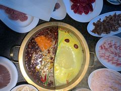 -小天鹅火锅·一线江景洪鼎旗舰店(洪崖洞店)