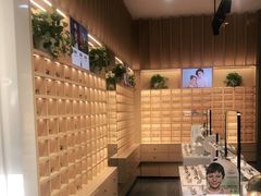-一代眼镜·蔡司配镜(浦东大拇指广场店)