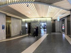 -白玉兰广场停车场