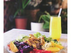 -Rabbit Cafe私房西餐甜点咖啡(栖霞路店)