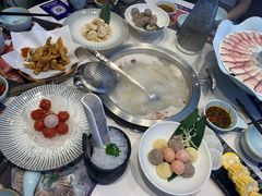 -马家斑.鲜鱼火锅(松湖万科店)