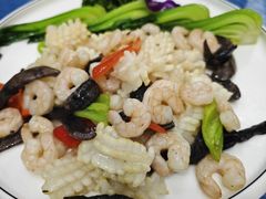 -达吾手抓美食城总部(义乌店)