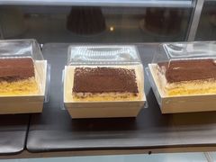 -焙丽拾光(麦凯乐直营店)