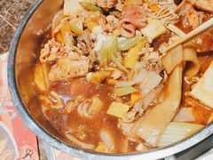 -御上皇三汁焖锅(薛城万达广场店)