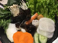 -呷哺呷哺(新世界百货望京店)