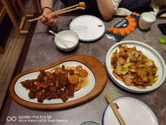 爆炒腰花-闫府私房菜·百年鲁菜(恒隆店)