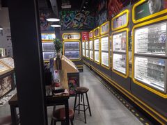 -镜客眼镜(浦江欢乐颂店)