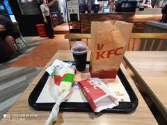 -肯德基(虹桥机场T2北指廊精选外卖点店)