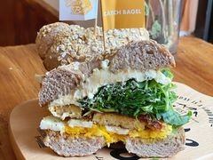 -Catch Bagel(芳草地店)