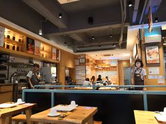 大堂-木屋烧烤(万德庄店)