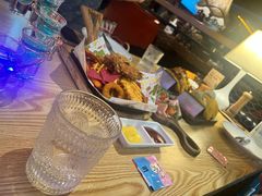 -Famous肥猫墨西哥音乐餐吧(五棵松华熙LIVE店)