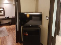 -曼谷湄南河畔华美达广场酒店