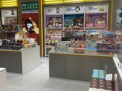 -泡泡玛特POPMART(凯德大峡谷店)