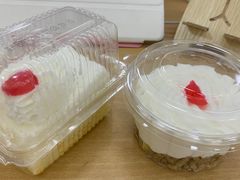 -红宝石·鲜奶小方·海派西点房(金杨店)