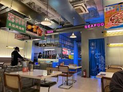 店面环境-白仁仔· 活烤海鲜 宵夜(豫园店)