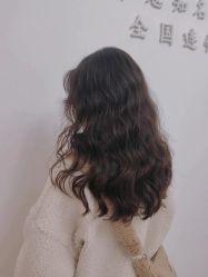 -KIMI HAIR SALON·烫染设计店