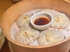 黑松露小笼包-庆春朴门